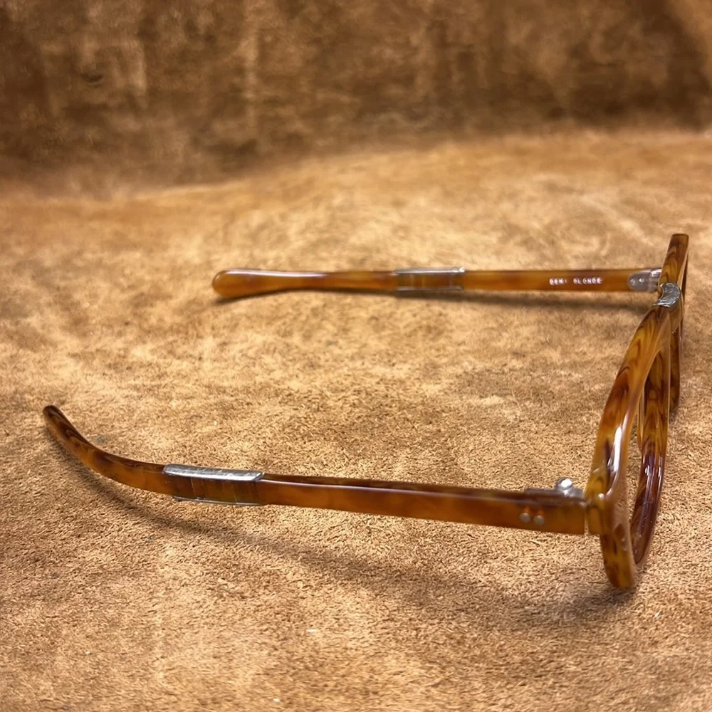 Hondo Huntley Smooth (Curated) Smooth Bold Vintage Foldable Eyeglasses - Picture 3 of 13